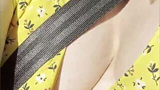 i flash my big tits while driving in the car