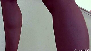 Watch this barefoot foot pumping action.