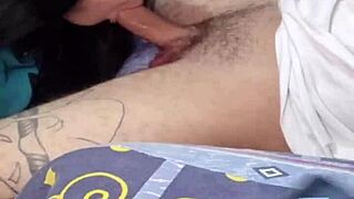 Se tem uma coisa que ela gosta é de fazer garganta profunda e sentar ate eu enche-la de porra completo no red 😘