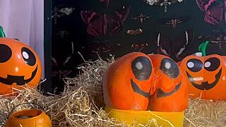 Teen gets double creampied in pumpkin patch 😈