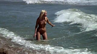 look at gorgeous teen agnes bathing her naked body in the ocean!