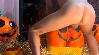 Teen gets double creampied in pumpkin patch 😈