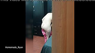 Wow, spying on this perra leads to creampie riding my verga