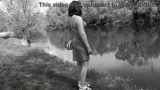 Sweet Babe's Close-Up Solo Masturbation