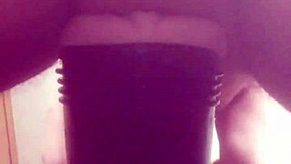 Gazzadomm, I'm fucking my fleshlight toy 😏