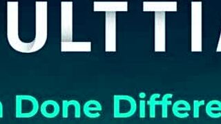 zazie skymm fists liv revamped's gaping pussy in hot lesbian scene