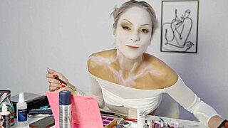 Harley Quinn Makeup Tutorial By Miss Daisy Diamond For Halloween