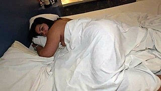 vale night de casal levei minha esposa na balada e ela foi com outro pro motel dar o cu sem camisinha