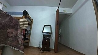 Bumbum mais durinho lisinho e redondo sempre disposta pra leva pica