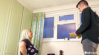 Cumshot at chubby mature - agedlove