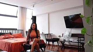 Elisa Sanches - A Secretária in Home Office Gets Lucky with Office Boy Matheus Souzza 😍