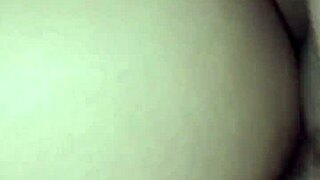 chatting with the curvy colombian in the bathroom