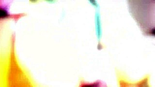 Hungry Bitches Fuck Courier