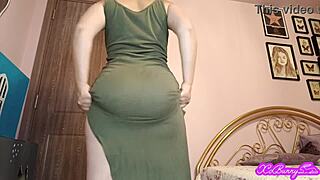 pawg xo bunny casually farts and shakes her big ass in a long green dress