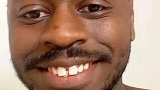 Masturbating in front of a mirror selfie for free, solo ass play.