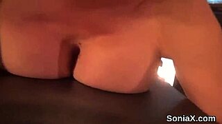 Sonia presents her massive hooters 😍