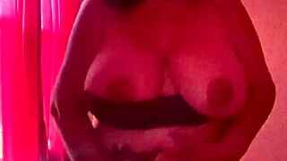 Hot Sexy Nena With Big Tits In Lingerie