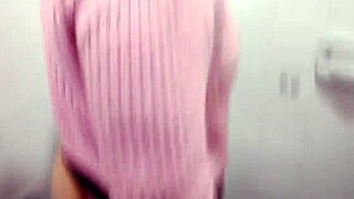 Bricklayer Convinces Boss's Wife For Blowjob In Bathroom!