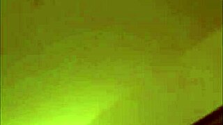 Oakland milf cheats with a tight, sexy encounter