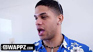 เฮ้ย พร้อมสำหรับสวาปซ์ไม่มีขีดจำกัดหรือเสียใจในเทรลเลอร์โฟซัมฮอตนี้ไหม?