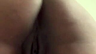 twerking my fat ass and pussy on holiday