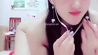 Dewi Cina Cantik Digewe Bareback!