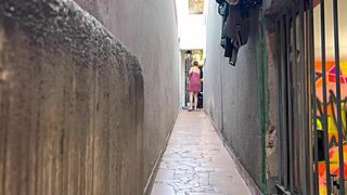 naked for the delivery guy he comes in and fucks me hard with my big ass shaking