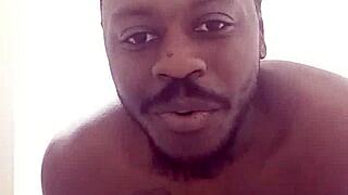 Masturbating in front of a mirror selfie for free, solo ass play.