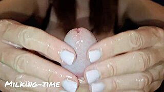 How to grow a mushroom head with milking-time!