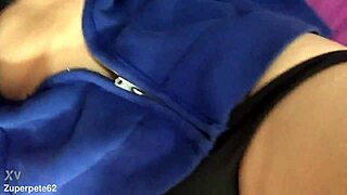 Cachonda Ama De Casa Mi Hermanastra Crystal Se Masturba Ella Es Muy Hot Y Le Encanta Grabarse Para Sus Fans!