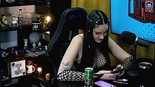 Victoria Camargo shows off! Ruan couldn't resist, had to bang her hard!