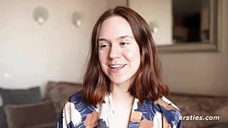 anca has intense dildo session 😈