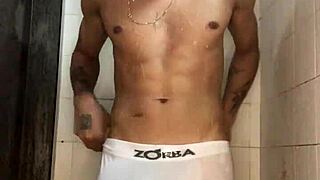 Novinho with thick shaft jerks off hard in steamy homemade shower scene.