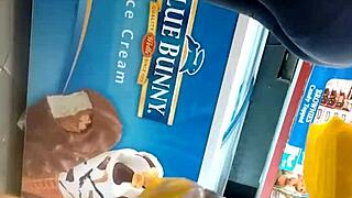 Vid 20160325 194025918 Shows Retro Hidden Candid Ass In Leggings!