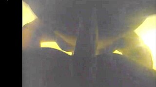 Kawawang pekpek dahil sa robust filipina teen couple fucking