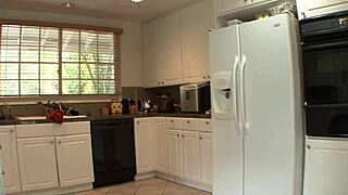 Horny Lovers - Lesbosexxx Milf Cougar Lesbian