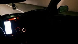 Girlfriend fucks stranger in car