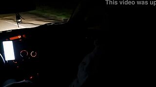 Girlfriend fucks stranger in car