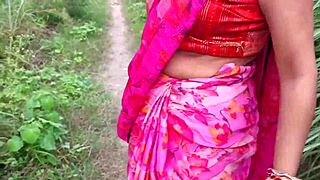 Desi Village Bhabhi Fucking Field Lover Boy Outdoor.