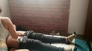 Jovencita Cachonda Me Masturba Y Me Saca La Leche Con Su Boca 😏