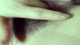 【粉墨人生】骚货销售为上位，傍晚偷偷跟自己老板裸聊