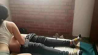 Jovencita Cachonda Me Masturba Y Me Saca La Leche Con Su Boca 😏