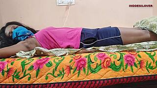 I, the wife, make a sexy vid to turn on my huband, with fingering.