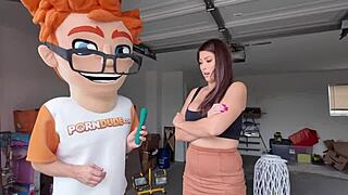 from browsing to plowing lola pearls garage sale turned hardcore everything must go