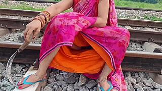 Desi Village Bhabhi Fucking Field Lover Boy Outdoor.