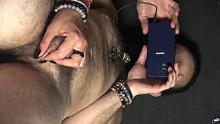 i love that closeup handjob with long nails and big cumshot