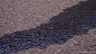 I watch Sally in this outdoor pissing scene, it's so thrilling