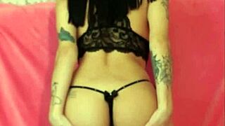 Yasmin Muller poses seductively in her erotic photoshoot behind the scenes.