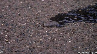 I watch Sally in this outdoor pissing scene, it's so thrilling