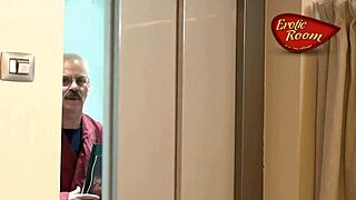 Sri Lankan Brunette Licks Pussy In Erotic Room Session